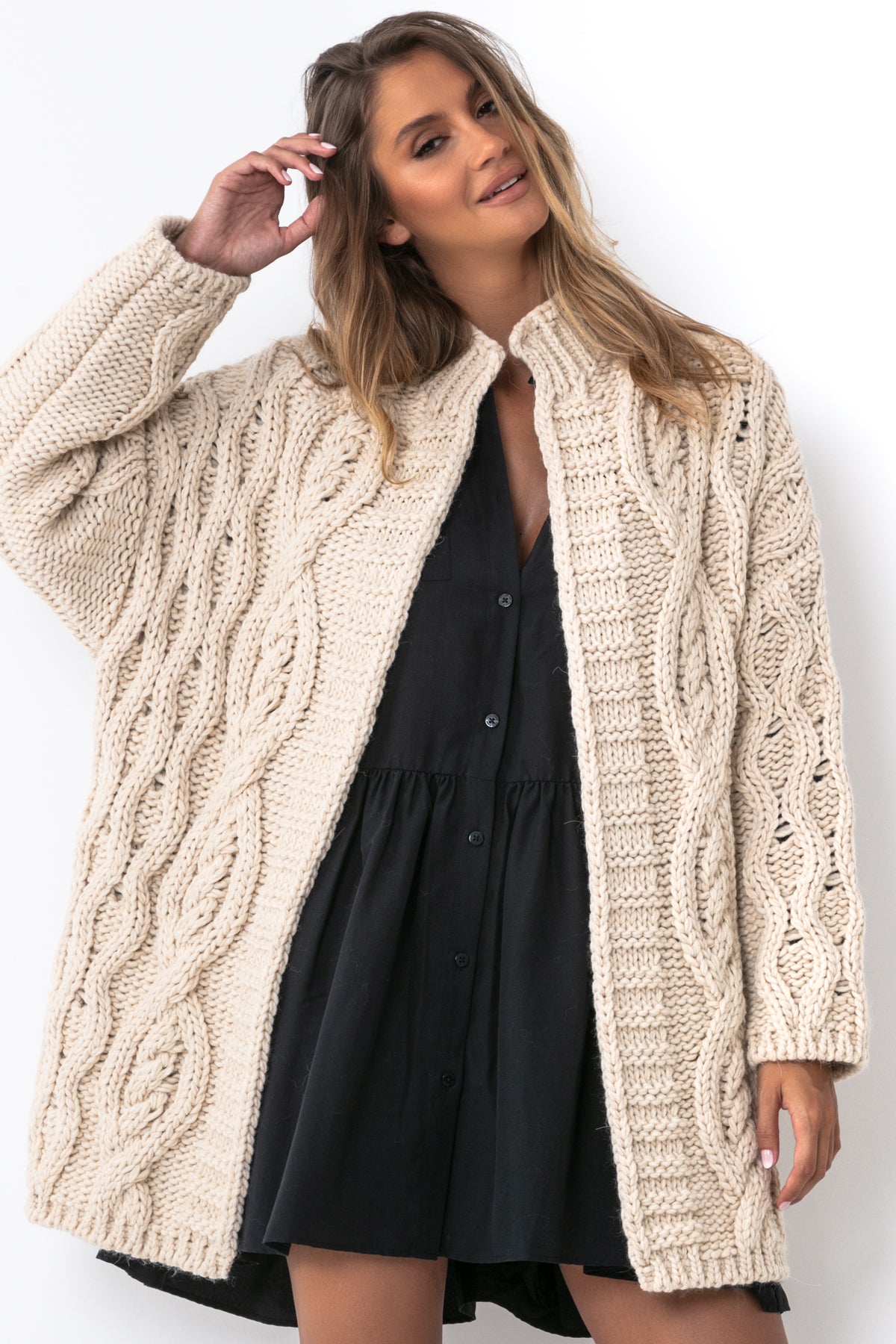 CHUNKY KNIT CARDIGAN - MOLLY